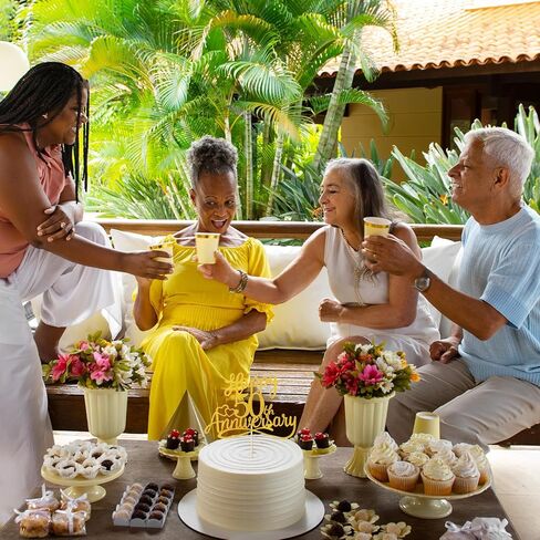 الذهب بريق سعيد 50th الذكرى السنوية القبعات العليا تختار زخارف الحفلات الذهبية لوازمة كعكة أعلى الأقطار الصقيع in Kuwait