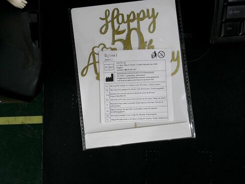 الذهب بريق سعيد 50th الذكرى السنوية القبعات العليا تختار زخارف الحفلات الذهبية لوازمة كعكة أعلى الأقطار الصقيع in Kuwait