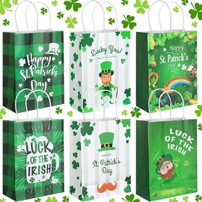 Chinco 18 Pieces St. Patrick Day Party Gift Bags Lucky Shamrock Treat Goody Clover Green Paper Bags with Handle for St. Patrick's Day Party Supplies Favors