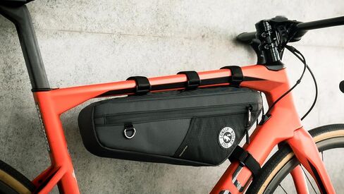 NOMADPAK: حقيبة إطار الدراجة TOURING MAX 2.2L in Kuwait