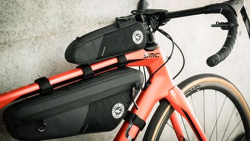 NOMADPAK: حقيبة إطار الدراجة TOURING MAX 2.2L in Kuwait