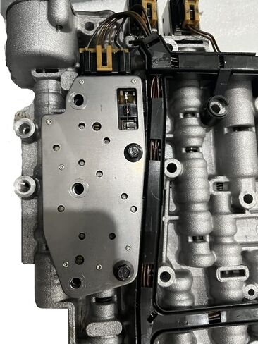 4L60E/4L65E Transmissions Shift Valve Body Compatibile with GM 4L70E Transmissions Shift Solenoid Plate and Harness (4L60E 96-02) in Saudi Arabia