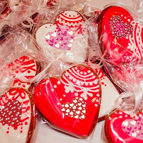 Mother's Day Stickers Roll, 500Pcs 1.5 Inch 4 Designs Happy Mother's Day, Best Mom Ever Floral Labels for Gifts Bags Cards Decorations Envelope Seals in Kuwait