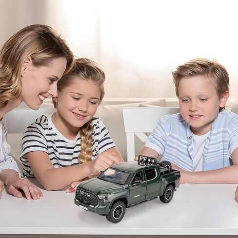 1:24 Tundra Off-Road Pickup Car Model, Pull Back Diecast Truck Toy with Sounds＆Lights for Kids Boys Girls and Adults, Gift Red in Saudi Arabia