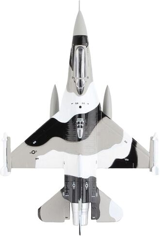Daron Postage Stamp PS5602 USAF F-35 الإصدار A ، Lightning II ، 1/144 SCALE DIECAST MODEL مع حامل in Kuwait