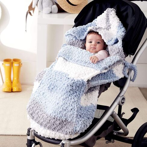 Bernat Blanket Ombre Eggplant Ombre Yarn - 2 Pack of 300g/10.5oz - Polyester - 6 Super Bulky - 220 Yards - Knitting/Crochet in Kuwait