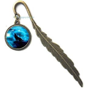 Handmade Howling Wolf Bookmark,Full Moon Bookmarker,Wolf and Moon Bookmark,Men and Women Accessories,HO0E400