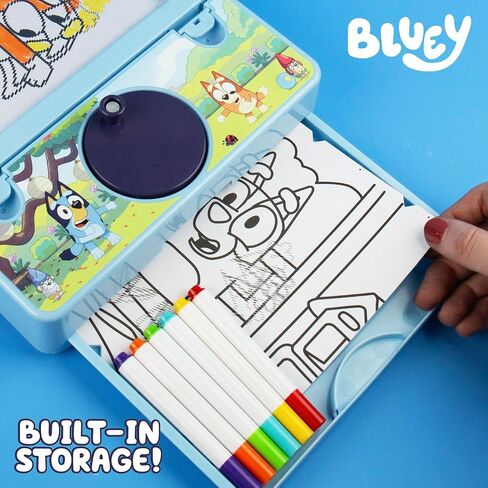 جهاز توصيل للرسوم المتحركة Bluey Motion - اقلب الرسومات إلى Bluey مع 20 إدراج تصميم ، وعلامات التلوين ، ووسادة الرسم in Kuwait