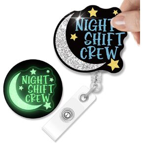 Night Shift Crew Glitter Retractable Retractable ، توهج مضحك في هدايا بكرة الشارة المظلمة لـ RN CNA PCT ER ICU ممرضة ، هدايا ليلية لعامل الرعاية الصحية في المستشفيات بين عشية وضحاها