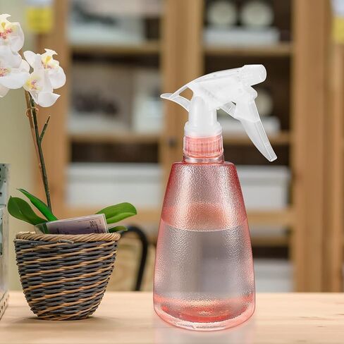 زجاجات بخاخ بلاستيكية فارغة سعة 500 مل/17 اونصة، زجاجات بخاخ ماء قابلة لاعادة الملء وقابلة للتعديل لمحاليل التنظيف ورذاذ الشعر والزيوت العطرية وزجاجات النباتات - اخضر/بينك in Kuwait