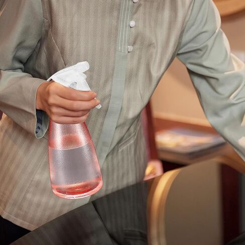 زجاجات بخاخ بلاستيكية فارغة سعة 500 مل/17 اونصة، زجاجات بخاخ ماء قابلة لاعادة الملء وقابلة للتعديل لمحاليل التنظيف ورذاذ الشعر والزيوت العطرية وزجاجات النباتات - اخضر/بينك in Kuwait