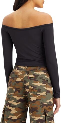 Levi's womens Graphic Lexie Bardot Top fashion-t-shirts in Saudi Arabia