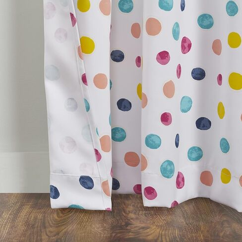 زوج من اللوحات، ستارة متوهجة في الظلام مع جيب علوي، ديكور غرفة نوم الأطفال (نقاط البولكا، 76 بوصة × 84 بوصة) in Kuwait