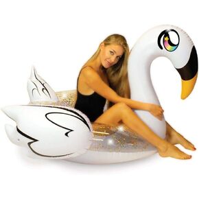 Poolcandy Jumbo 48 "Deluxe Gold Gold Glitter Swan Tube ، مع أجنحة ثلاثية الأبعاد أنيقة وذيل.