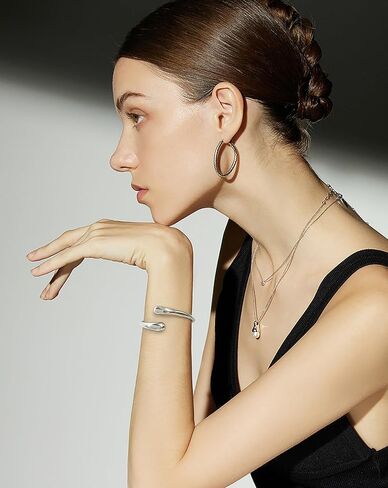 Hammered Gold Cuff Bracelets for Women Adjustable Open Bangle Bracelet Minimalist Flat Cuff Bangles Vintage Boho Gold Bracelets Fashion Gold Arm Cuffs in Kuwait