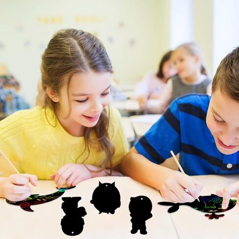 WithInafootof 50pcs بطاقات خدش Hero for Boys Girls Colorful Colorbow Cartoon Paper Craft مع قلم خشبي للبطل الفائق في حفل عيد ميلاد الفنون DIY أنشطة DIY in Kuwait