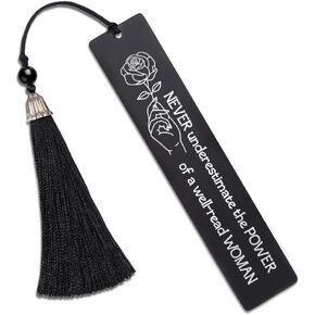 DYJYBMY Never Underestimate The Power of A Well Read Woman, Metal Bookmark, Engraved Bookmark, Teacher Gift, Book Club Gift for Women Men Book Lover Friends Librarian
