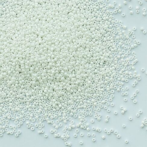 Bulk 2mm White Pearl Seed Beads for Jewelry Making 200 Grams About 18880pcs,12/0 Glass Craft Beads for Making Earrings, Bracelets, Pendants, Waist Jewelry, DIY Handmade Seed Beads (White Pearl) in Kuwait