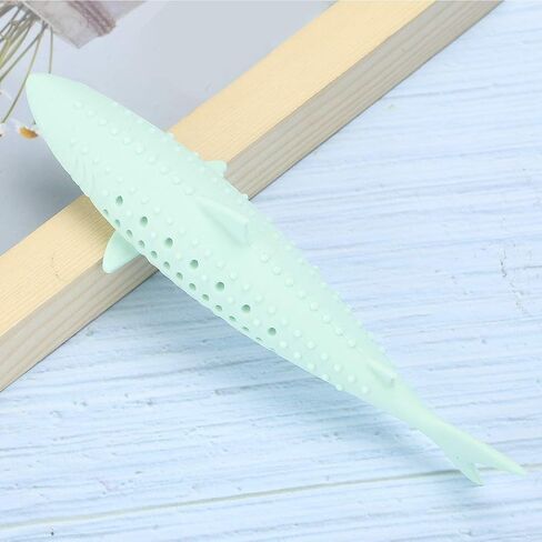 TOPINCN Interactive Cat Fish Shape Chew Toy, Silicone Pet Cat Catnip Molar Teeth Cleaning Simulation Fish Shape Training Interactive Toy(Green) in Saudi Arabia