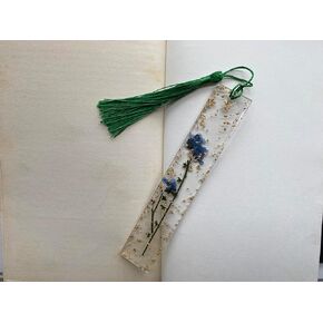 5.5x1 inch Handmade Bookmark Resin Floral with Dried Flowers