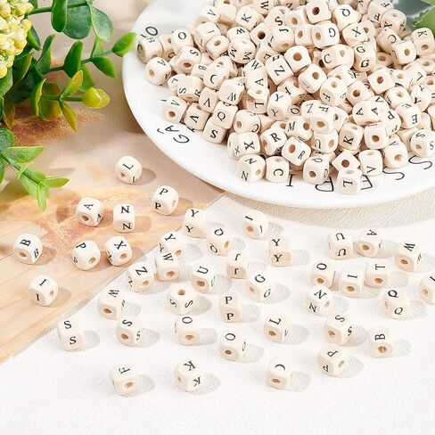 Olycraft 1000pcs 8mm alphabet الخرز الخشبي أحرف عشوائية حبات خشبية مربعة خشبية فضفاضة الخرز المكعب الطبيعي مع رسالة أولية لصنع المجوهرات وحرف DIY in Kuwait