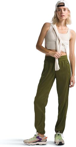 THE NORTH FACE Women's Aphrodite Motion Pant, Summit Navy 2, Small Regular in Saudi Arabia