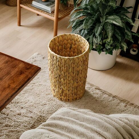 Small Wicker Trash Can, Bathroom Woven Water Hyacinth Wicker Waste Basket for Bedroom, Decorative Boho Trash Can for Bathroom、Home Office、Kitchen(2 Gallons) in Saudi Arabia