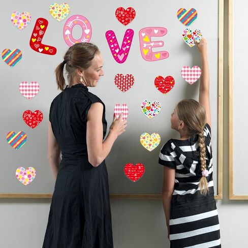 Day Day Bulletin Board Decoration Valentine Heart Cletouts Love Cut Cut Outs for School Classroom Ornaments Aldy Party Supplies 67pcs in Kuwait