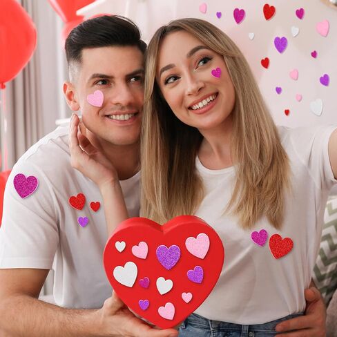 200 PCS Valentines Day Stickers و Foam Heart Valentine Decore و Self-Defive Foam Heart Stickers و 3 أحجام قلوب رغوة للحرف اليدوية ملصقات عيد الحب in Kuwait