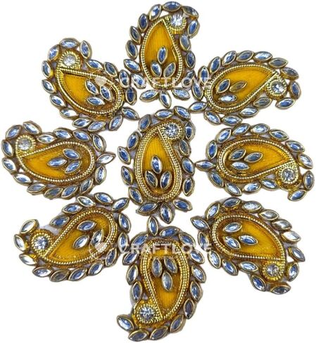 Craft Love Drop Patches for DIY Craft Craft ، التطريز ، خياطة على الملابس ، بلوزة ، ساري ، سترة وتصميم - حزمة من 20 قطعة (4 سم × 2.5 سم) in Kuwait