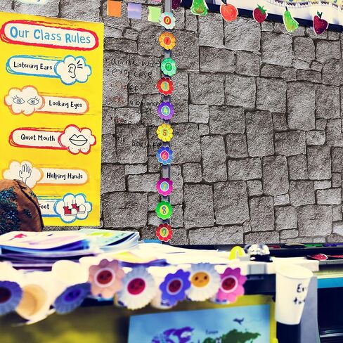 Tenceur 1 Roll Bulletin Board Paper 24 Inch x 100 feet Fade Resistant Paper Roll forTeacher Created Resources Classroom Decor in Kuwait