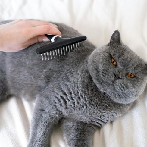 Fuller Brush Undercoat Pet Rake - 33 دبابيس فولاذية مدببة متينة أقحم في رأس البولي بروبيلين - مقبض مطاطي مصمم بشكل مريح - تقليل التشابك ، قم بإزالة المعطف الفضفاض للعرف الخالي من السقيفة in Kuwait