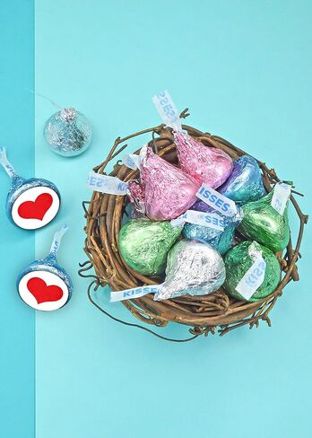 ملصقات قلب حمراء ليوم عيد الحب - زخارف عيد الحب على شكل قلب للأطفال والكبار in Kuwait