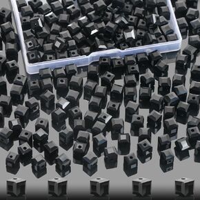200 PCS 4MM Cube Clastal Glass Beads لصنع المجوهرات ، حبات بلورية مربعة مع صندوق ، حبات الفواصل الكريستالية لسحر الأساور الحرفية DIY (Multicolor)