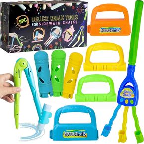 Sidewalk Chalk Holders, 9 PCS Outdoor Chalk Play Tools, Adjustable Jumbo Chalk Rake, Chalk Clip, Sidewalk Chalk Accessories Toys Set for Kids Adults Toddlers Teachers Office Classroom and Wall