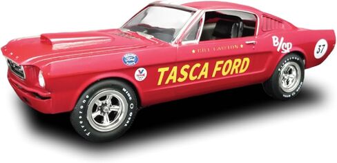 AMT Ford LN 8000 Race Car Hauler 1:25 Scale Model Kit in Saudi Arabia