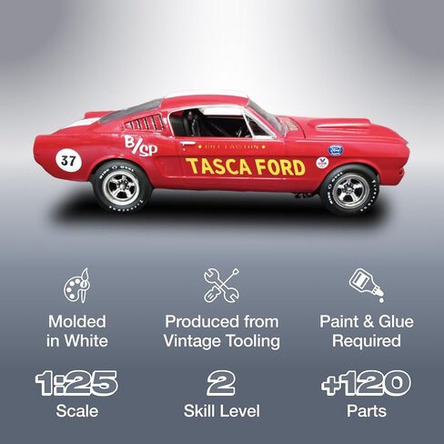 AMT Ford LN 8000 Race Car Hauler 1:25 Scale Model Kit in Saudi Arabia