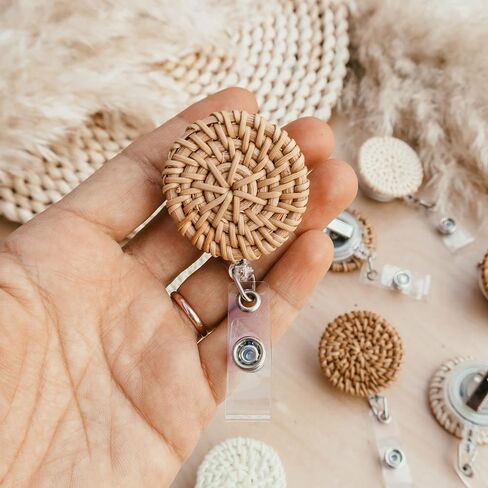 SiennaFox Retractable Rattan Badge Reel Holder with Alligator Clip 34 inch Pull Cord Nurse Boho Office ID Woman Nursing Hospital (Caramel Rattan) in Saudi Arabia