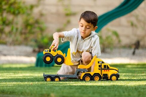 CAT Construction Toys, Heavy Mover, Semi Truck and Trailer with Mini Crew Front Loader, Lights and Sounds, Ages 3 and up in Saudi Arabia