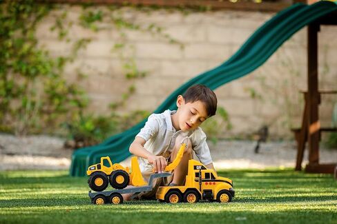 CAT Construction Toys, Heavy Mover, Semi Truck and Trailer with Mini Crew Front Loader, Lights and Sounds, Ages 3 and up in Saudi Arabia