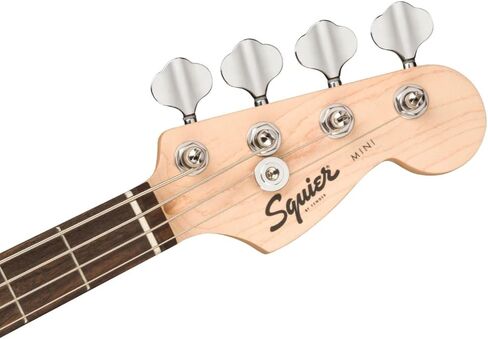 جيتار Fender Squier Bass Mini Precision قصير الحجم، لوحة أصابع الغار الهندية، حزمة سوداء مع 12x ريش جيتار Fender وقطعة قماش لتلميع الأدوات الصوتية السائلة in Saudi Arabia