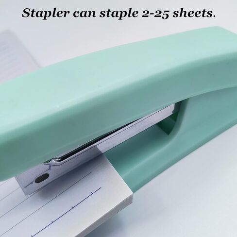 دباسة سطح المكتب باللون الأخضر، بسعة 20 ورقة، تناسب دبابيس 24/6 و26/6، غير قابلة للانزلاق، جهد أقل، دباسة مكتبية معدنية متينة محمولة للوازم المكتب المنزلي، والفصول الدراسية، ودباسة المكتب in Kuwait