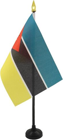 علم طاولة كينيا من AZ FLAG مقاس 10.16 سم × 15.24 سم - علم مكتب كيني 15 × 10 سم - قمة رمح ذهبية in Kuwait
