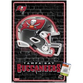 ملصق حائط من Trends International NFL Tampa Bay Buccaneers - خوذة نيون 23، مقاس 22.37 بوصة × 34.00 بوصة، وحزمة ملصق ودبابيس دفع