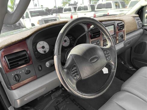 غطاء لوحة القيادة غطاء داش غطاء حصيرة السجاد مخصص مناسب لـ 2005 2006 2007 Ford F250 F350 F450 F550 Super Duty Pickup Truck (أسود) J134 in Saudi Arabia