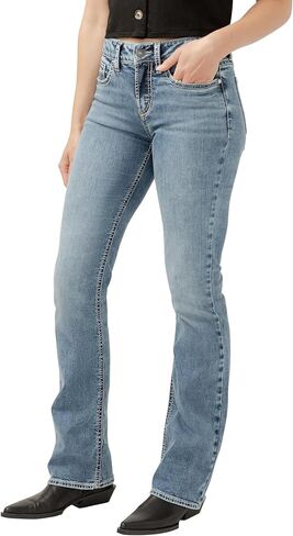 شركة Silver Jeans Co. بنطال جينز Suki نسائي متوسط ​​الارتفاع بقصّة متعرجة وقصة ضيقة، لون داكن in Kuwait