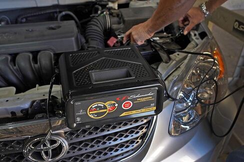 Schumacher SC1340 Fully Automatic Battery Charger and Engine Starter- 55 Amp/10 Amp, 6V/12V or Cars, SUVs and Small Trucks in Saudi Arabia