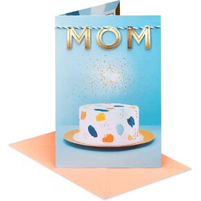 بطاقة عيد ميلاد American Greetings لأمي (تحتفل بك)