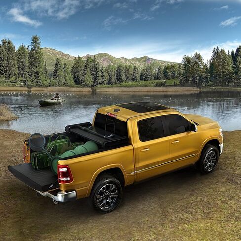 غطاء سرير شاحنة ناعم ثلاثي الطي من YITAMOTOR متوافق مع 2020 2021 2022 2023 2024 Jeep Gladiator JT مع نظام السكك الحديدية Trail in Kuwait