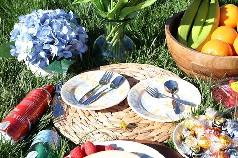 مجموعة أدوات المائدة الآمنة للأطفال من أنوفا، 6 قطع من الفولاذ المقاوم للصدأ - 3 × شوك للأطفال، 3 × ملعقة عشاء، أواني الأطفال الصغار، لصندوق الغداء (حيوانات السفاري الفيل المحفور، الزرافة، الأسد) in Kuwait